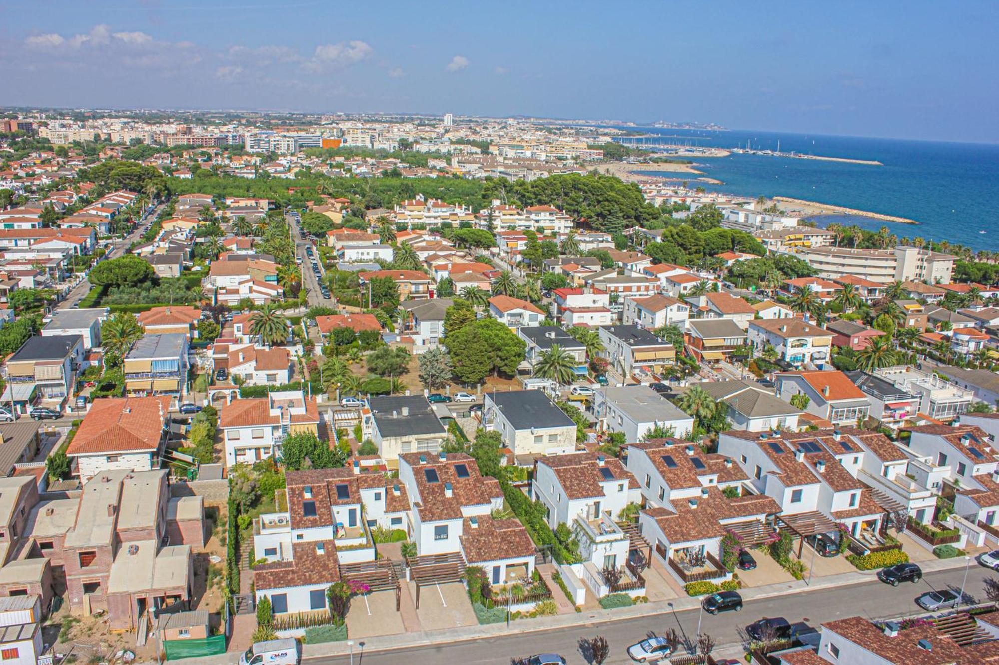 Litoral Costa Dorada - Passeig Del Mar Only Families Cambrils Ngoại thất bức ảnh